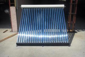 Colector solar presurizado con tubo de calor., 