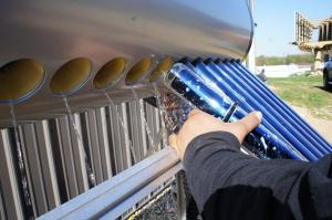 Calentador de agua solar con tubo de calor